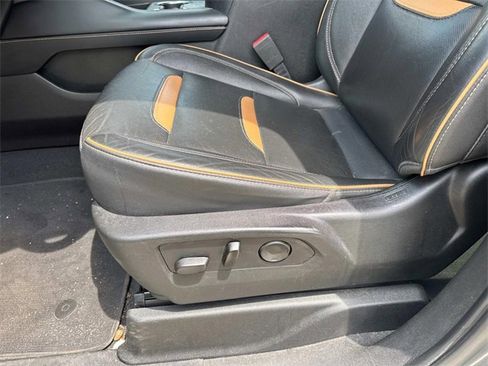 Used 2021 GMC Yukon AT4 image 21