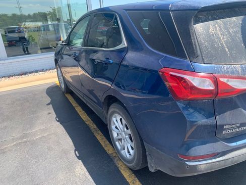 Used 2020 Chevrolet Equinox LT w/ Driver Convenience Package AWD/4WD image 5