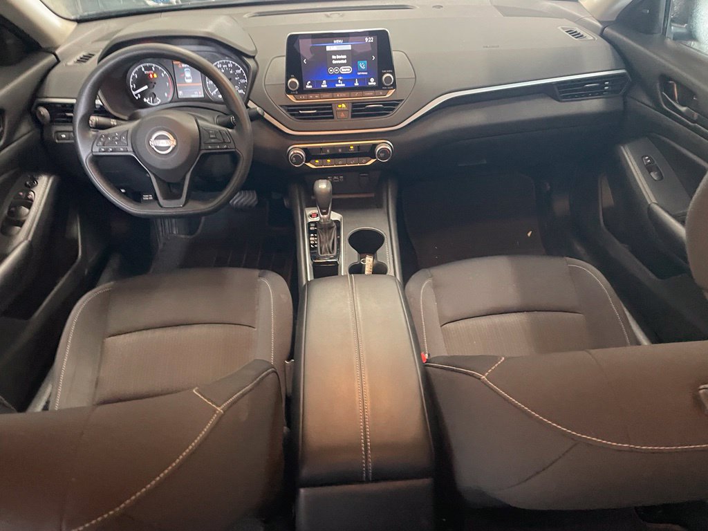 Certified 2025 Nissan Altima 2.5 S FWD image 11