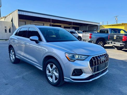 Used 2019 Audi Q3 2.0T Premium AWD/4WD image 1