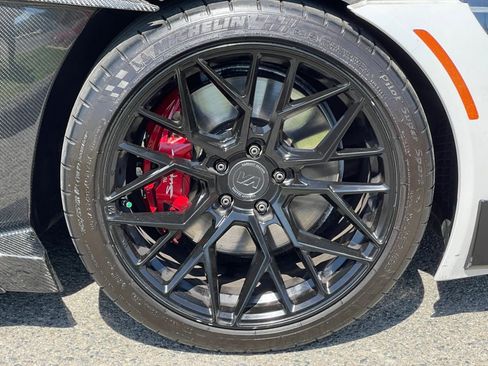 Used 2021 Toyota Supra Premium w/ Driver Assist Package RWD image 27