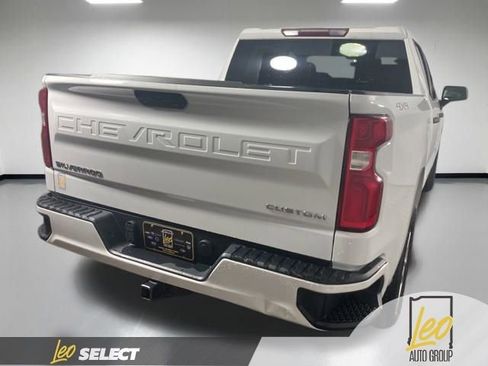 Used 2020 Chevrolet Silverado 1500 Custom w/ Custom Value Package AWD/4WD image 6