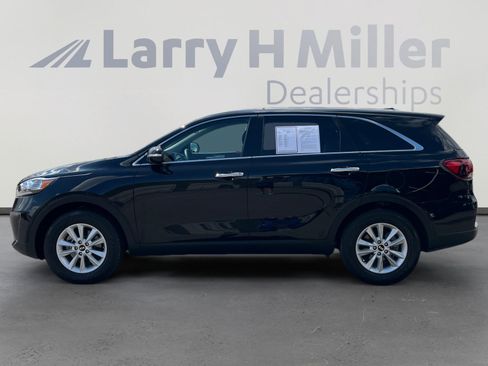 Used 2019 Kia Sorento L FWD image 2