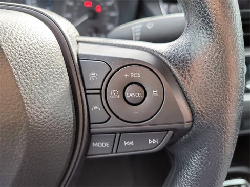 Used 2025 Toyota Corolla Cross AWD Hybrid image 26