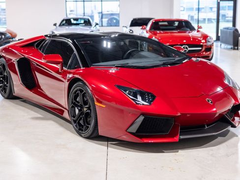 Used 2016 Lamborghini Aventador LP 700-4 AWD/4WD image 10
