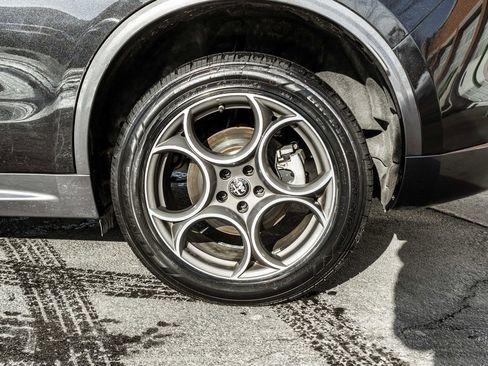 Used 2022 Alfa Romeo Stelvio Ti w/ Active Assist Plus Package image 32