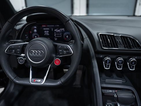 Used 2021 Audi R8 V10 image 25