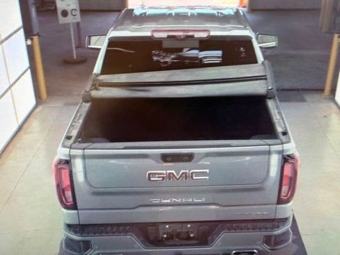 Used 2023 GMC Sierra 1500 Denali w/ Denali Reserve Package AWD/4WD image 15