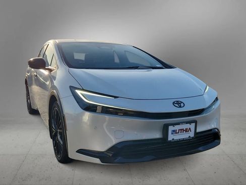 New 2026 Toyota Prius image 3