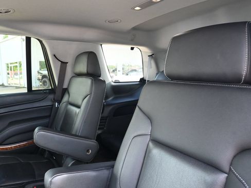 Used 2018 Chevrolet Tahoe Premier AWD/4WD image 24