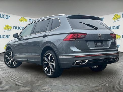 Used 2023 Volkswagen Tiguan SEL R-Line image 4