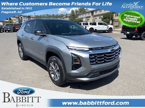 Used 2026 Chevrolet Equinox LT w/ Safety and Technology Package FWD image 1