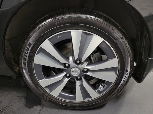 Used 2016 Nissan Leaf SL FWD image 10