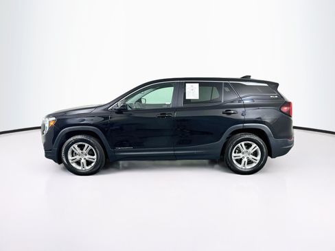 Used 2024 GMC Terrain SLE AWD/4WD image 4