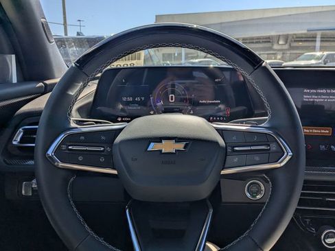 New 2026 Chevrolet Traverse High Country FWD image 18