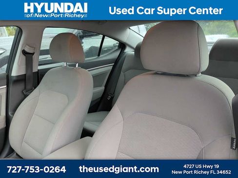 Used 2020 Hyundai Elantra SEL FWD image 3