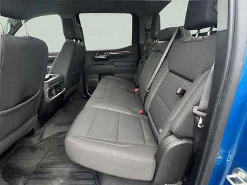 Used 2023 GMC Sierra 1500 Elevation image 13