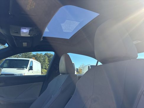 Used 2017 Lexus IS 200t image 36