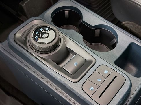 Used 2023 Ford Maverick Lariat w/ Lariat Luxury Package image 19