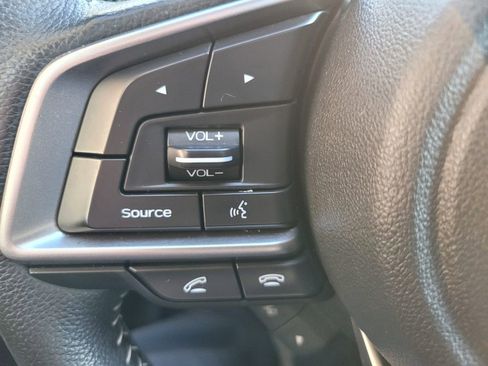 Used 2022 Subaru Ascent Limited w/ Technology Package image 28