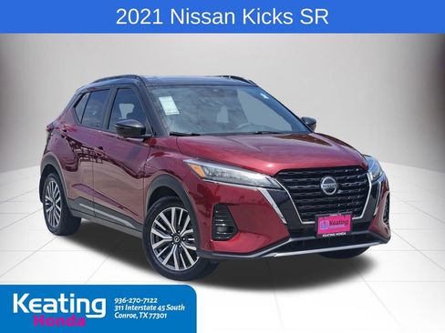 Used 2021 Nissan Kicks SR w/ SR Premium Package FWD image 1