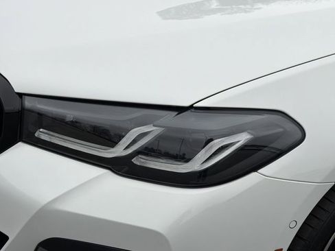 Used 2023 BMW 540i w/ M Sport Package image 31