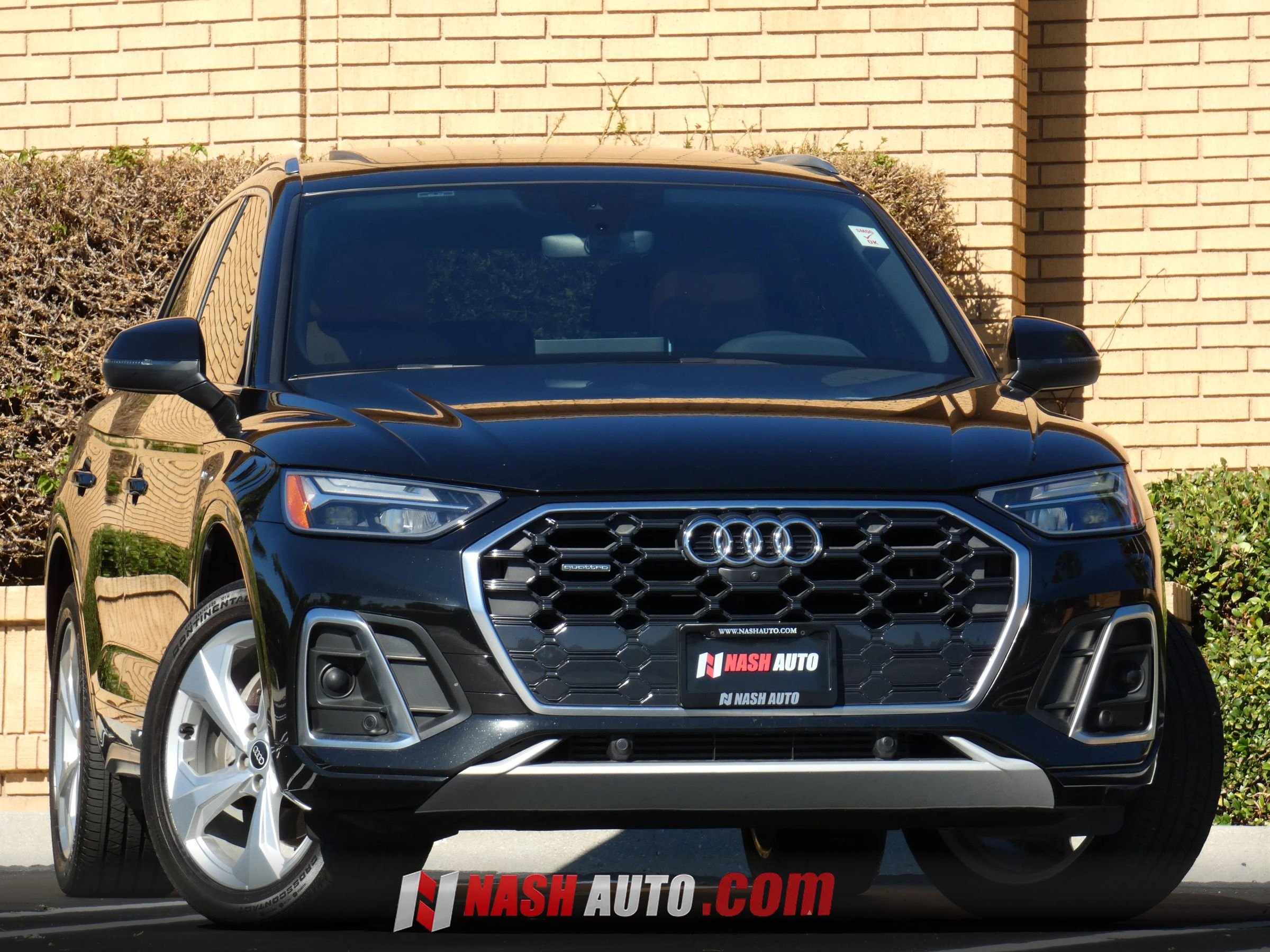 Used 2022 Audi Q5 2.0T Premium Plus w/ Premium Plus Package AWD/4WD image 3