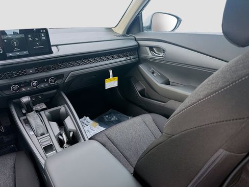 New 2026 Honda Accord LX image 18