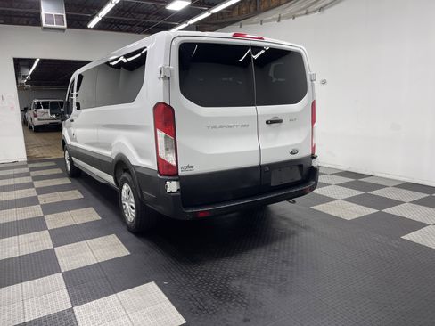 Used 2023 Ford Transit 350 XLT image 2
