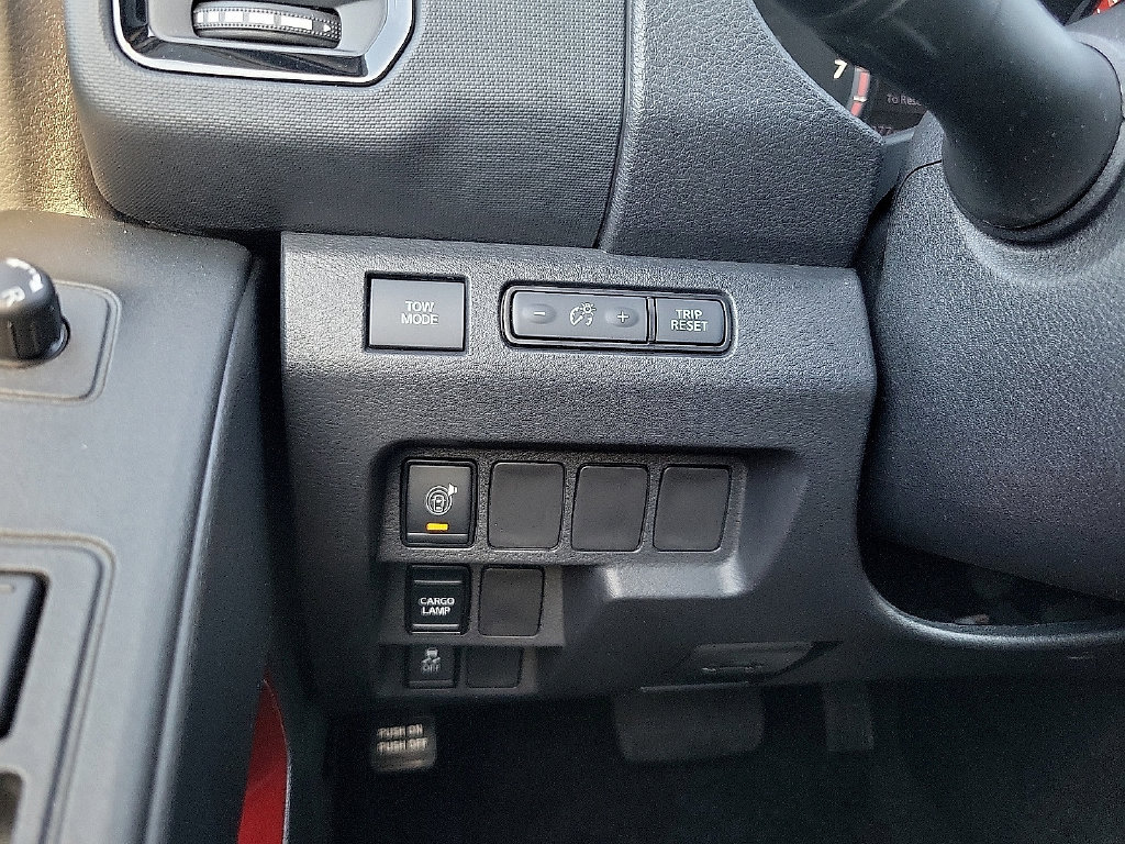Used 2023 Nissan Frontier Pro-X w/ Technology Package RWD image 13