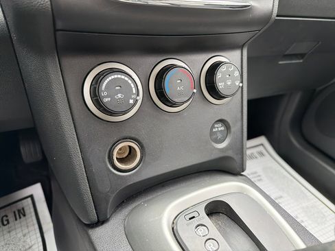 Used 2015 Nissan Rogue S w/ Convenience Package image 24