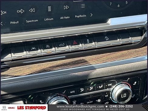 Used 2023 GMC Sierra 1500 SLE w/ X31 Off-Road Package image 30