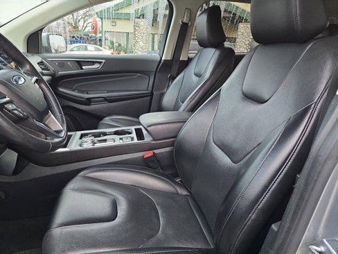 Used 2022 Ford Edge Titanium w/ Equipment Group 301A image 21