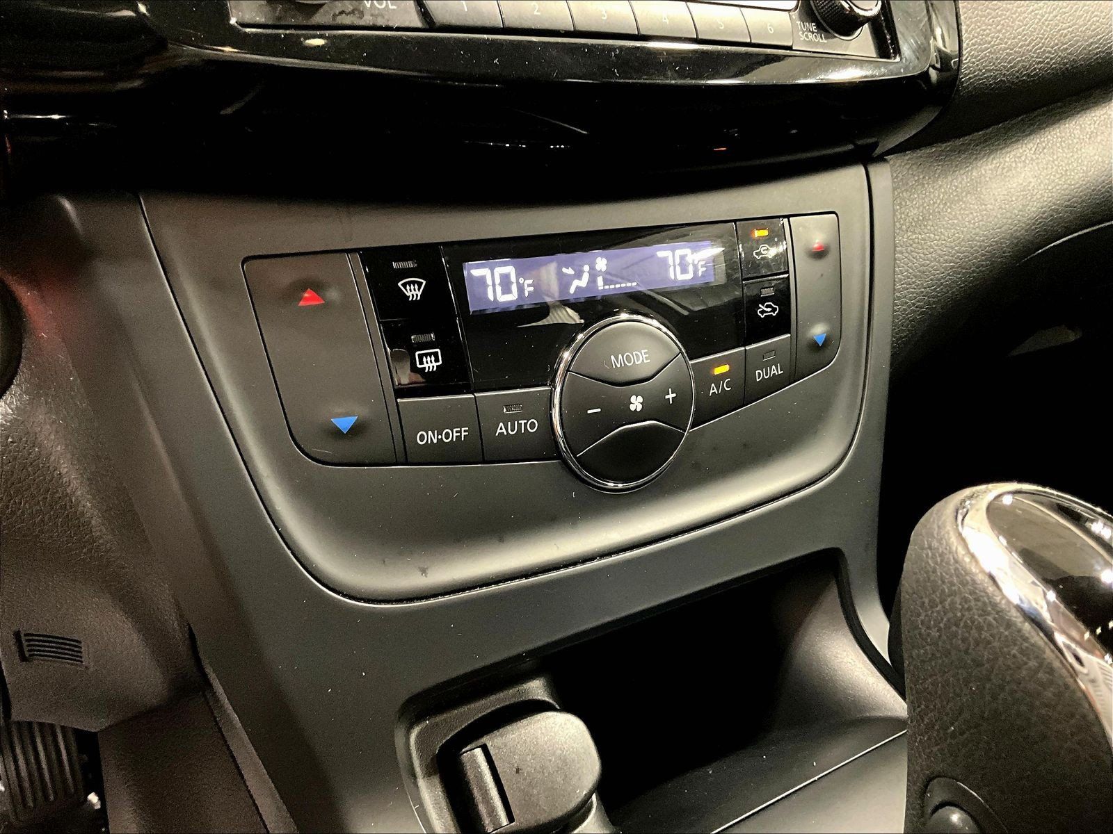 Used 2018 Nissan Sentra SV FWD image 15
