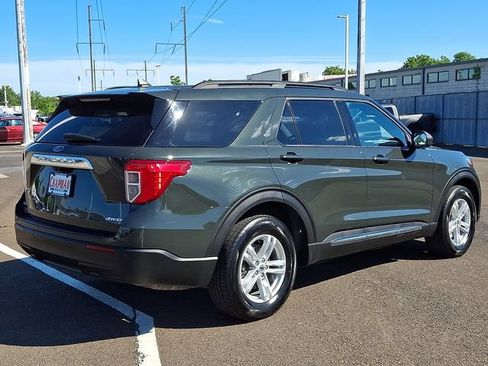 Certified 2023 Ford Explorer XLT AWD/4WD image 6