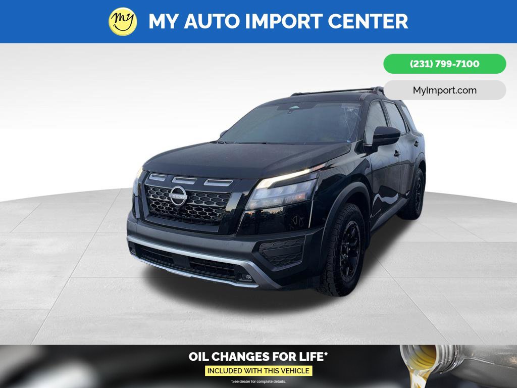 Used 2025 Nissan Pathfinder Rock Creek AWD/4WD image 3