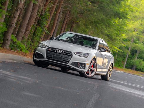 Used 2019 Audi S4 Premium Plus AWD/4WD image 22