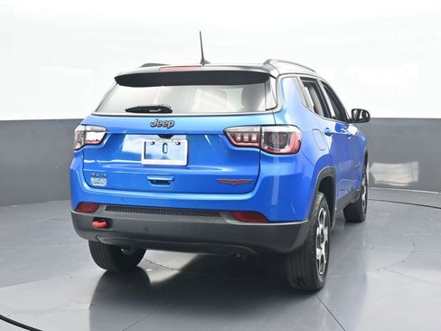 Used 2022 Jeep Compass Trailhawk image 5