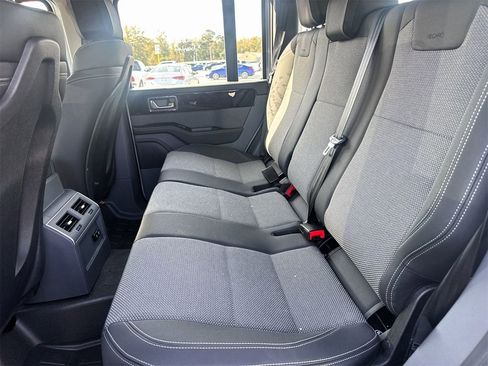 Used 2024 INEOS Grenadier image 7