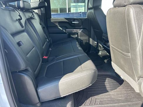 Used 2022 Chevrolet Silverado 2500 LTZ w/ LTZ Convenience Package image 9