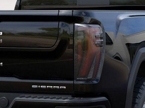 New 2026 GMC Sierra 2500 Denali w/ Denali Reserve Package AWD/4WD image 11