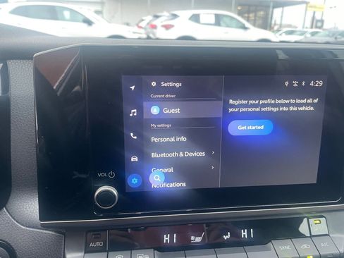 Used 2025 Toyota Camry LE image 21