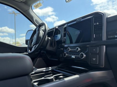 New 2026 Ford F350 Lariat w/ Lariat Premium Package AWD/4WD image 33