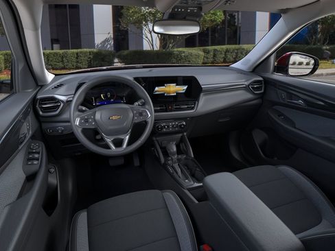 New 2026 Chevrolet TrailBlazer LT w/ Convenience Package FWD image 15