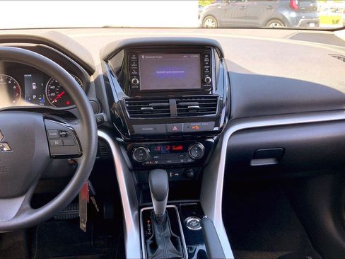 Used 2022 Mitsubishi Eclipse Cross ES AWD/4WD image 6