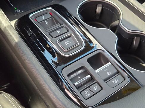 New 2026 Honda Pilot Touring image 17