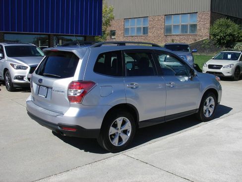 Used 2015 Subaru Forester 2.5i Limited image 5