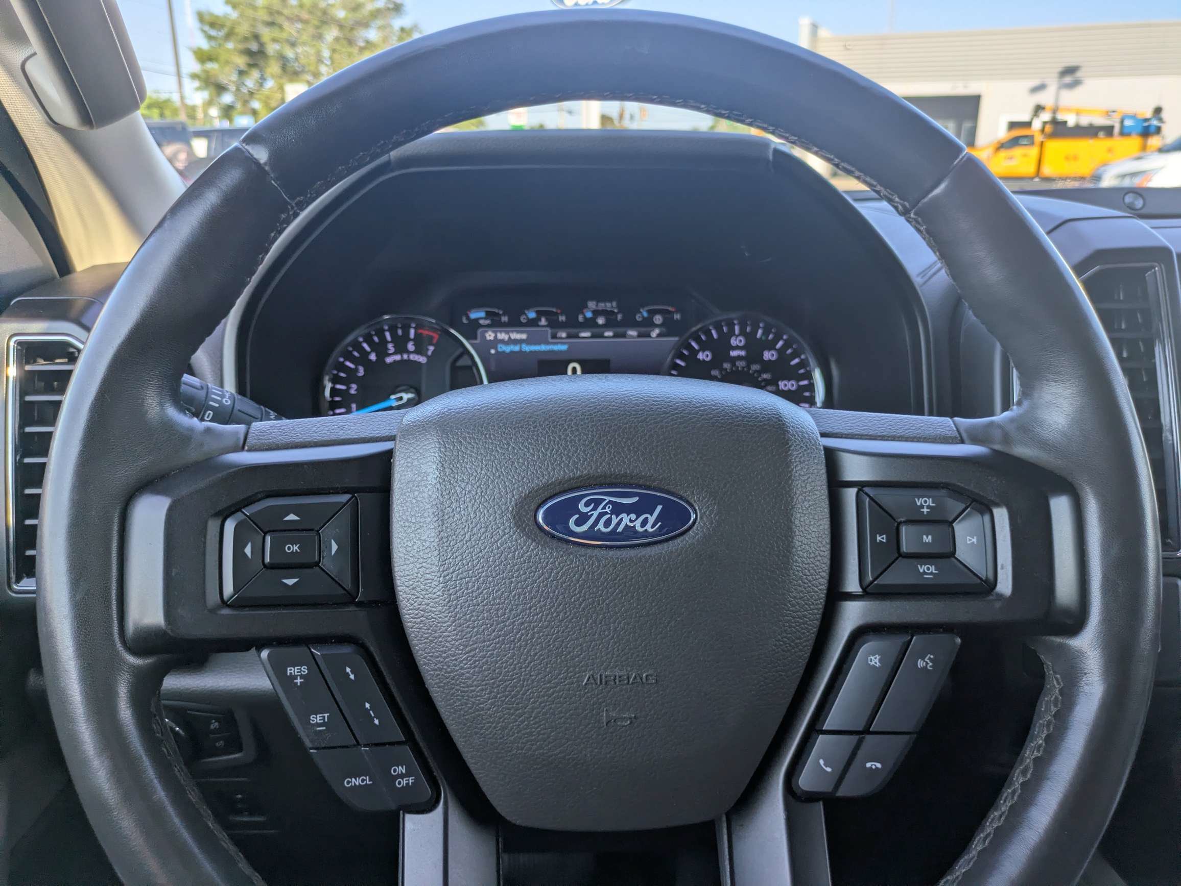 Used 2018 Ford Expedition Max Limited w/ Equipment Group 301A RWD image 30
