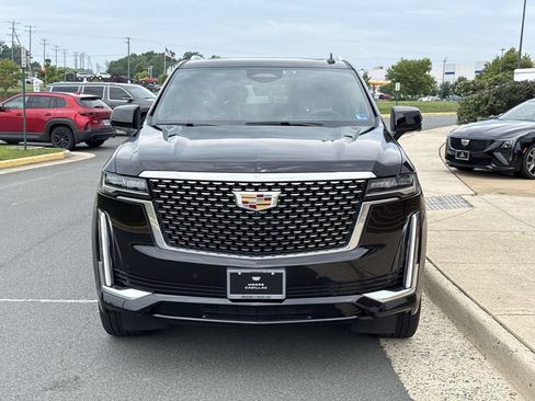 Used 2024 Cadillac Escalade ESV Premium Luxury w/ LPO, Floor Liner Package AWD/4WD image 5