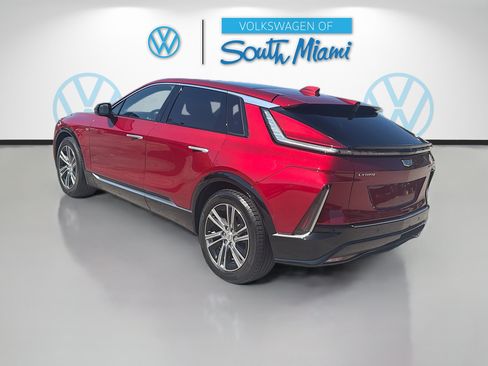Used 2024 Cadillac Lyriq Luxury RWD image 5